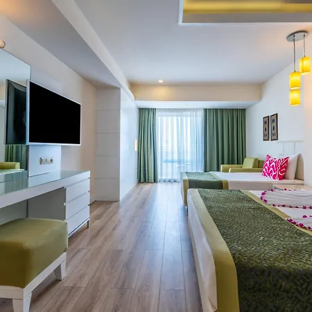 Rezort Orange County 5*